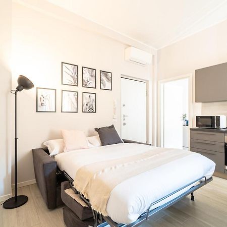 Appartement Easylife - Accogliente Residenza A Due Passi Dal Duomo à Milan Extérieur photo