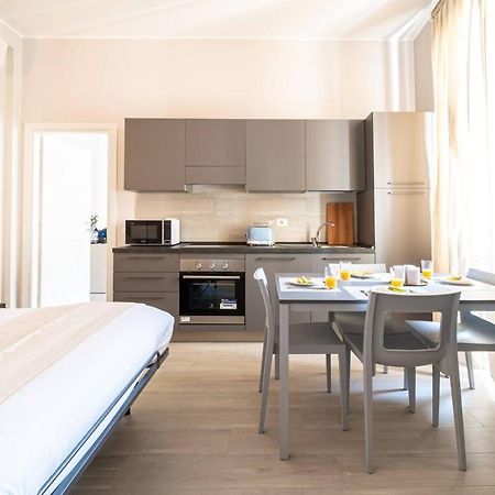 Appartement Easylife - Accogliente Residenza A Due Passi Dal Duomo à Milan Extérieur photo