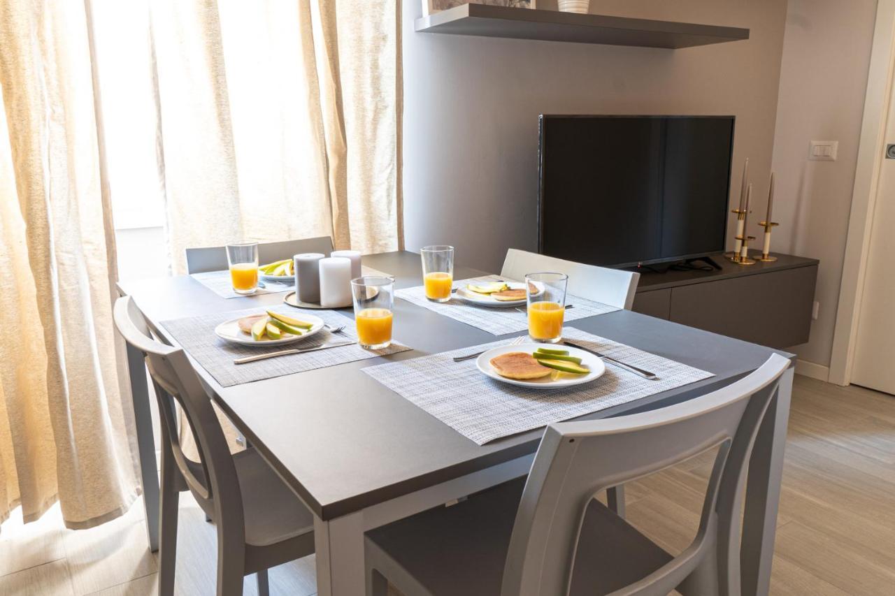 Appartement Easylife - Accogliente Residenza A Due Passi Dal Duomo à Milan Extérieur photo