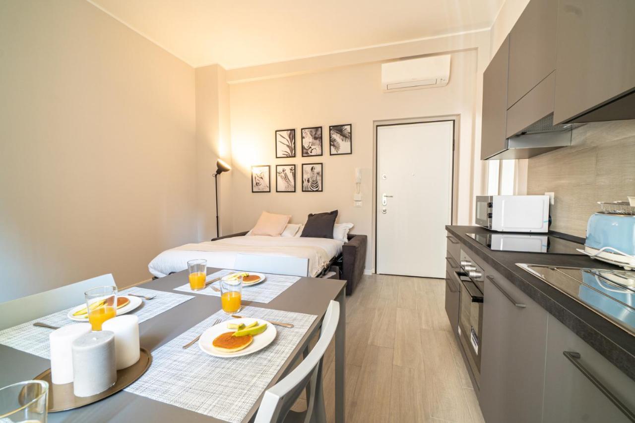 Appartement Easylife - Accogliente Residenza A Due Passi Dal Duomo à Milan Extérieur photo