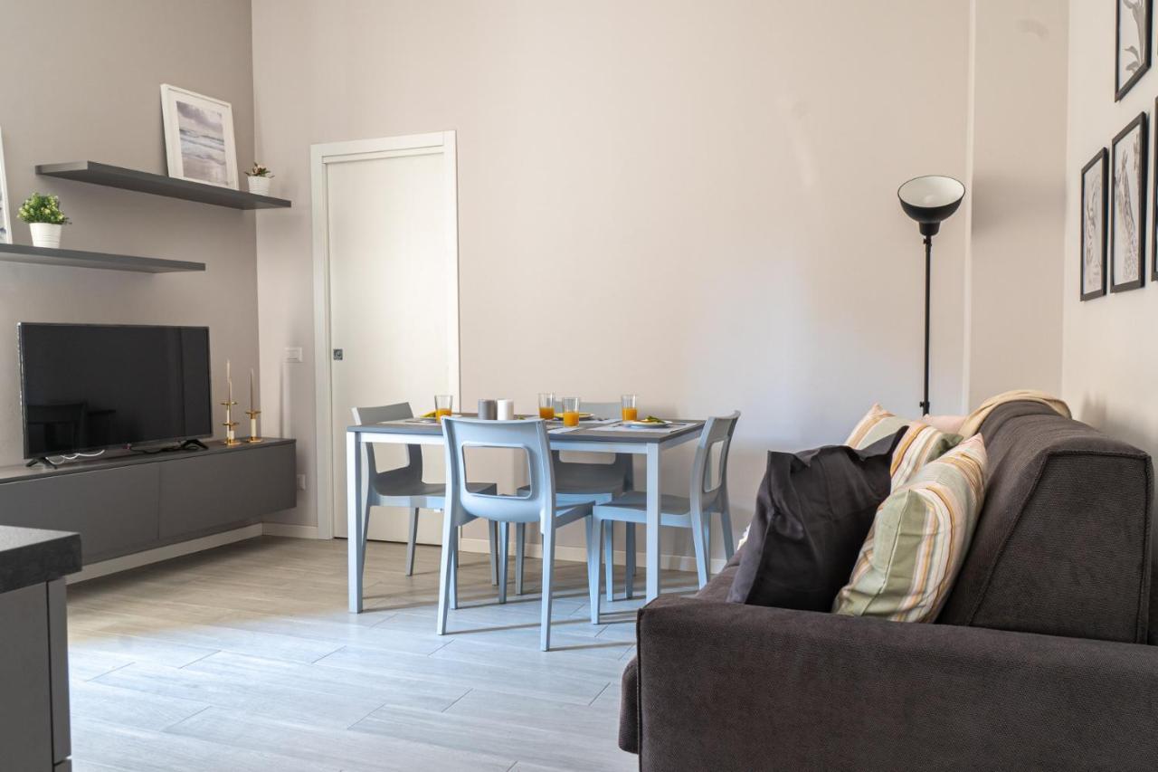 Appartement Easylife - Accogliente Residenza A Due Passi Dal Duomo à Milan Extérieur photo