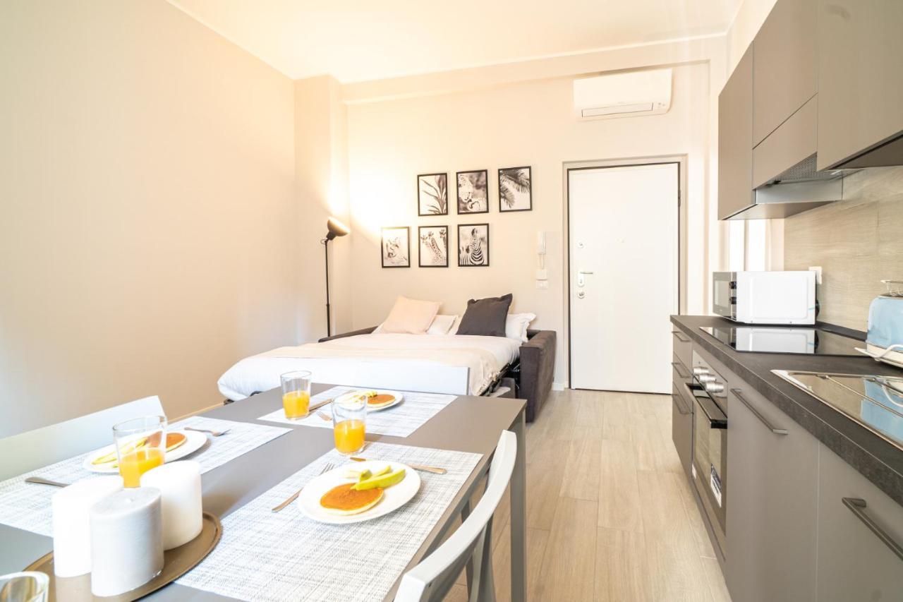 Appartement Easylife - Accogliente Residenza A Due Passi Dal Duomo à Milan Extérieur photo