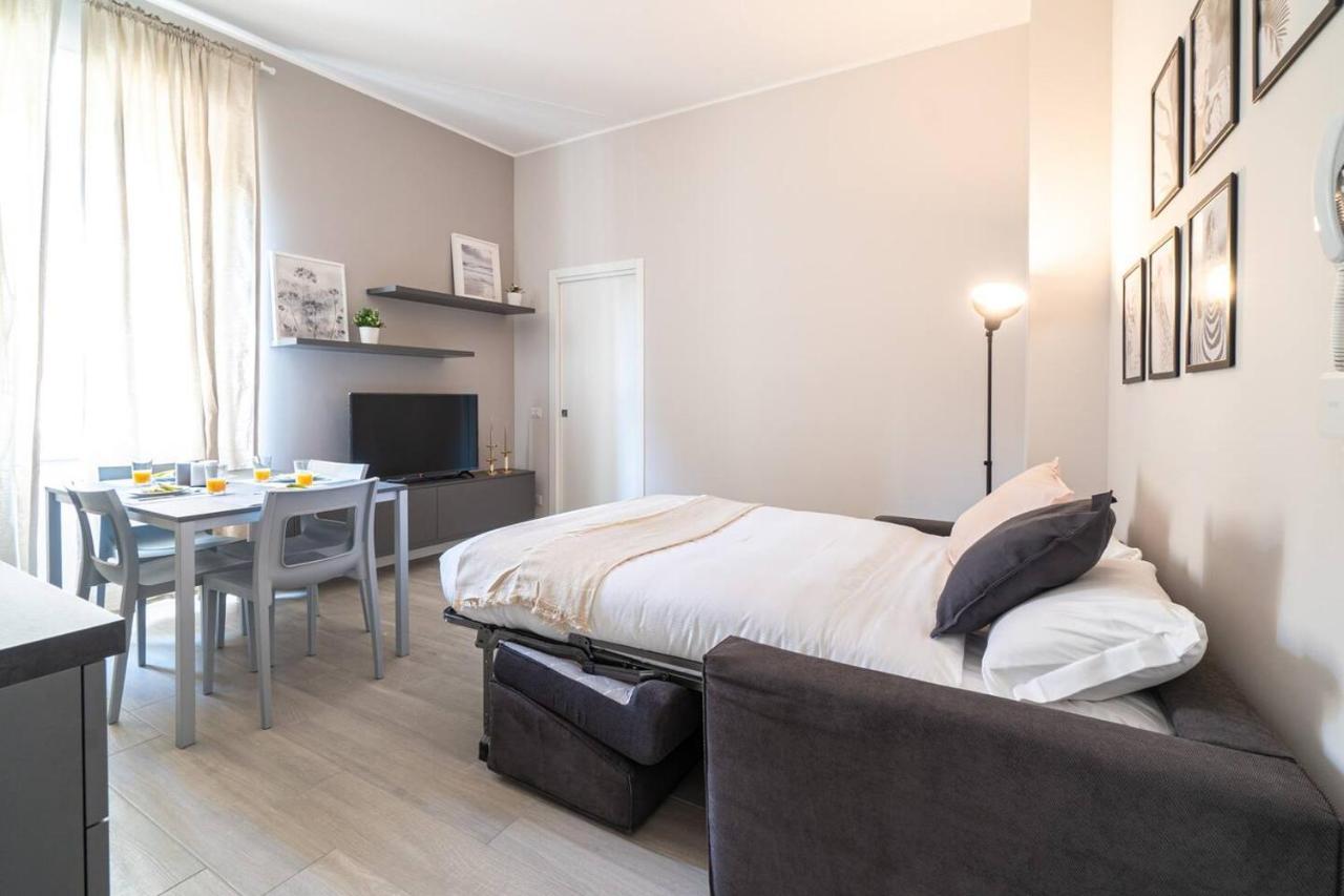Appartement Easylife - Accogliente Residenza A Due Passi Dal Duomo à Milan Extérieur photo