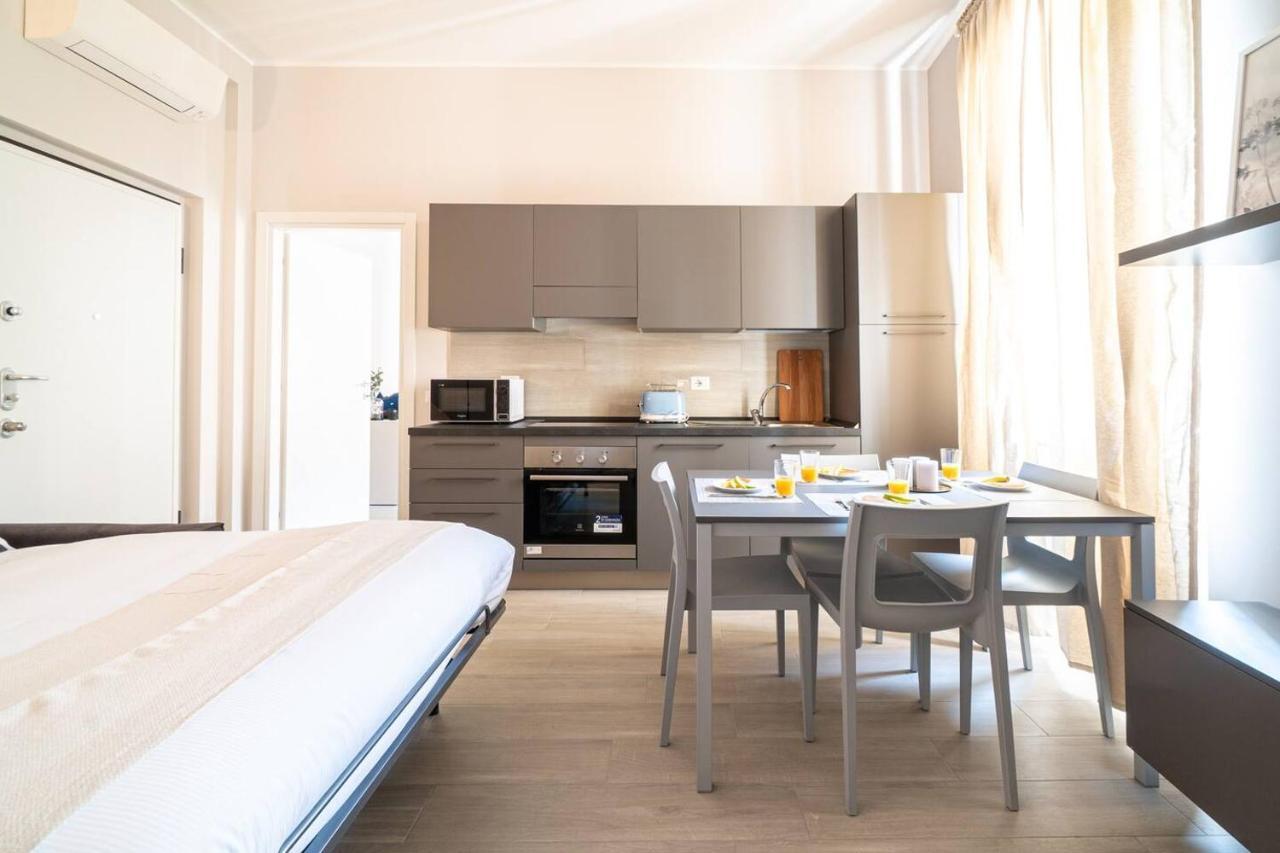 Appartement Easylife - Accogliente Residenza A Due Passi Dal Duomo à Milan Extérieur photo